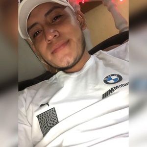 Meet your Posher, Alex